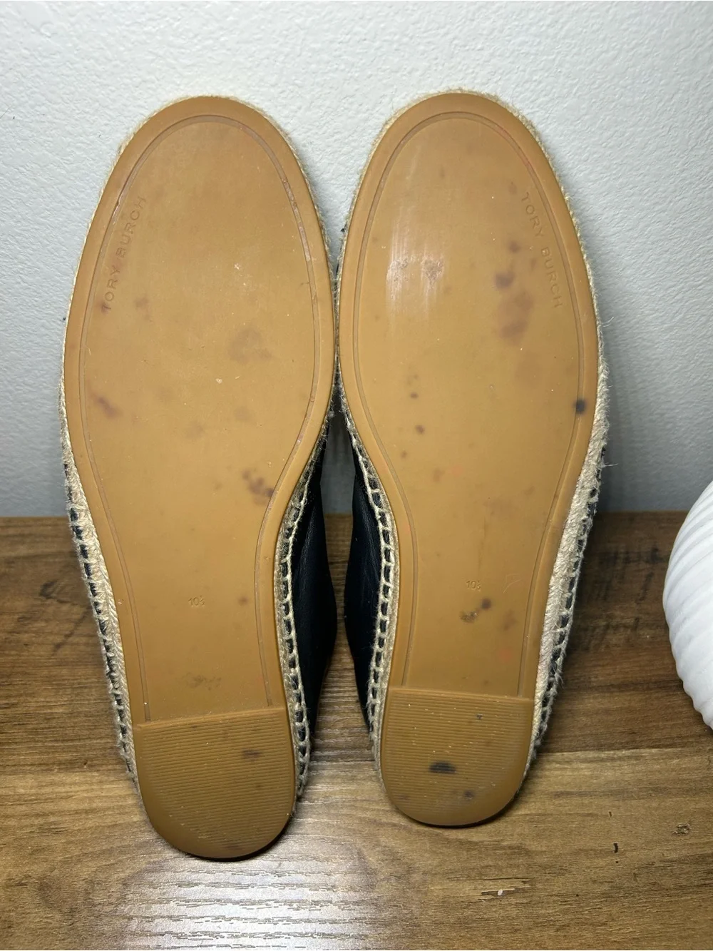 Tory Burch women’s Black Leather Espadrilles